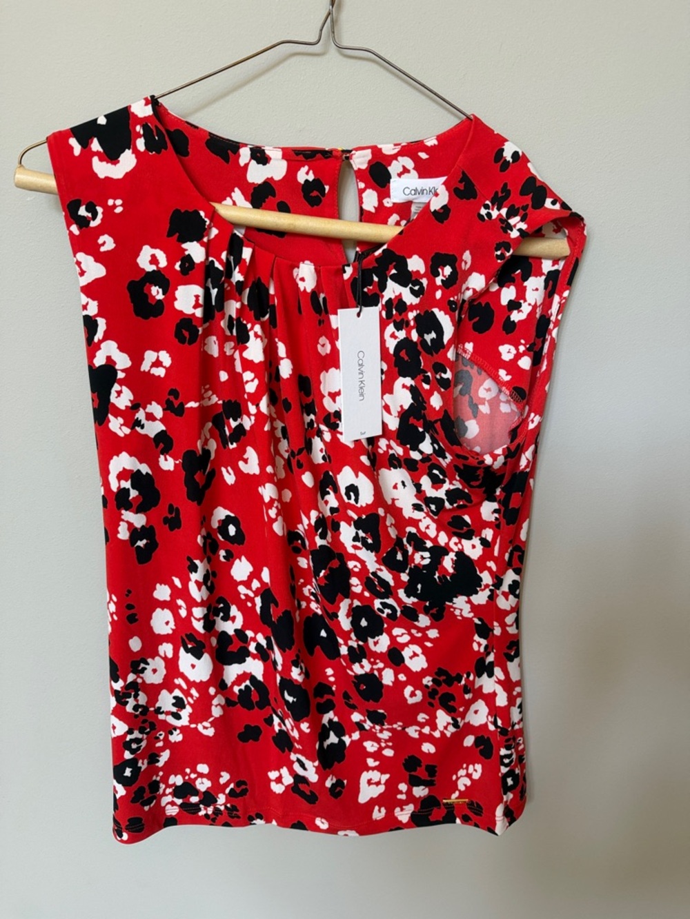 Calvin Klein Red Black and White Floral Sleeveless Top nwt